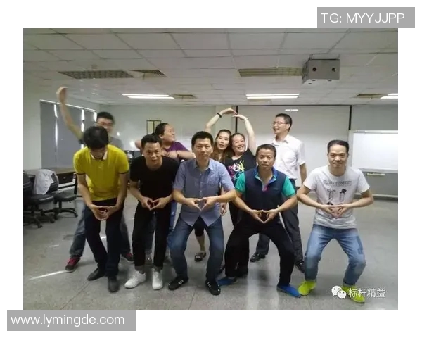 青年赛中BLG团队协作表现分析与评价探讨实时数据