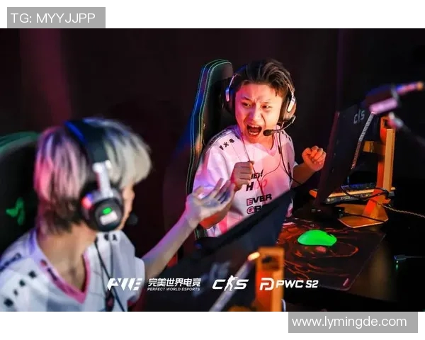 电竞新闻聚焦JDG战队近期状态分析与表现评估探讨